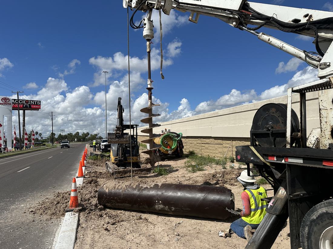 Drilled shaft with casing