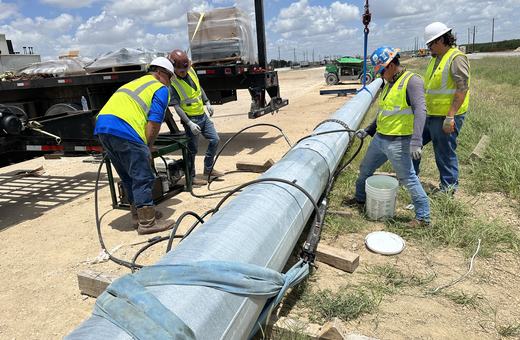 Joining high-mast pole sections