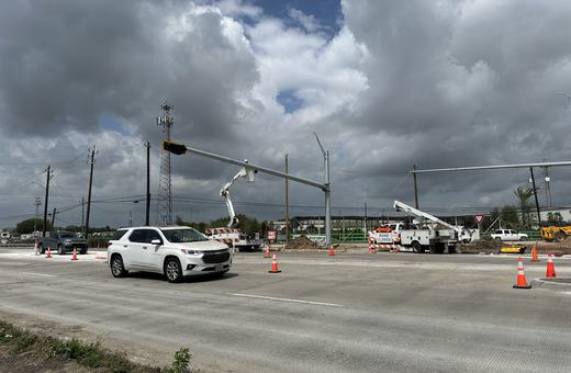New signal intersection under construction
