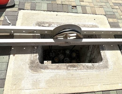 Ground box cable pull